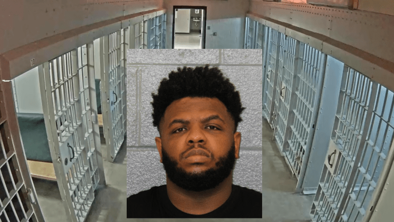 CHARLOTTE JAIL GUARD ARRESTED, ACCUSED OF GIVING TOBACCO AND CELL PHONE TO INMATE