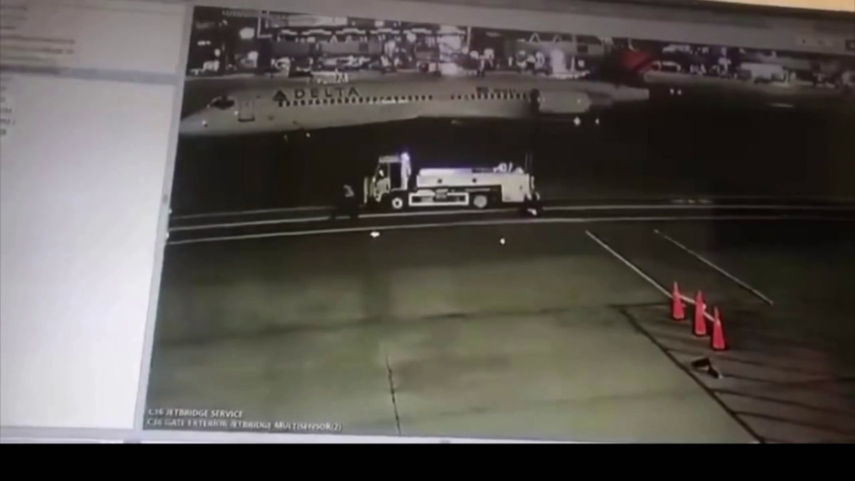 Video shows a Delta Airlines employee hit by a commercial truck on the job