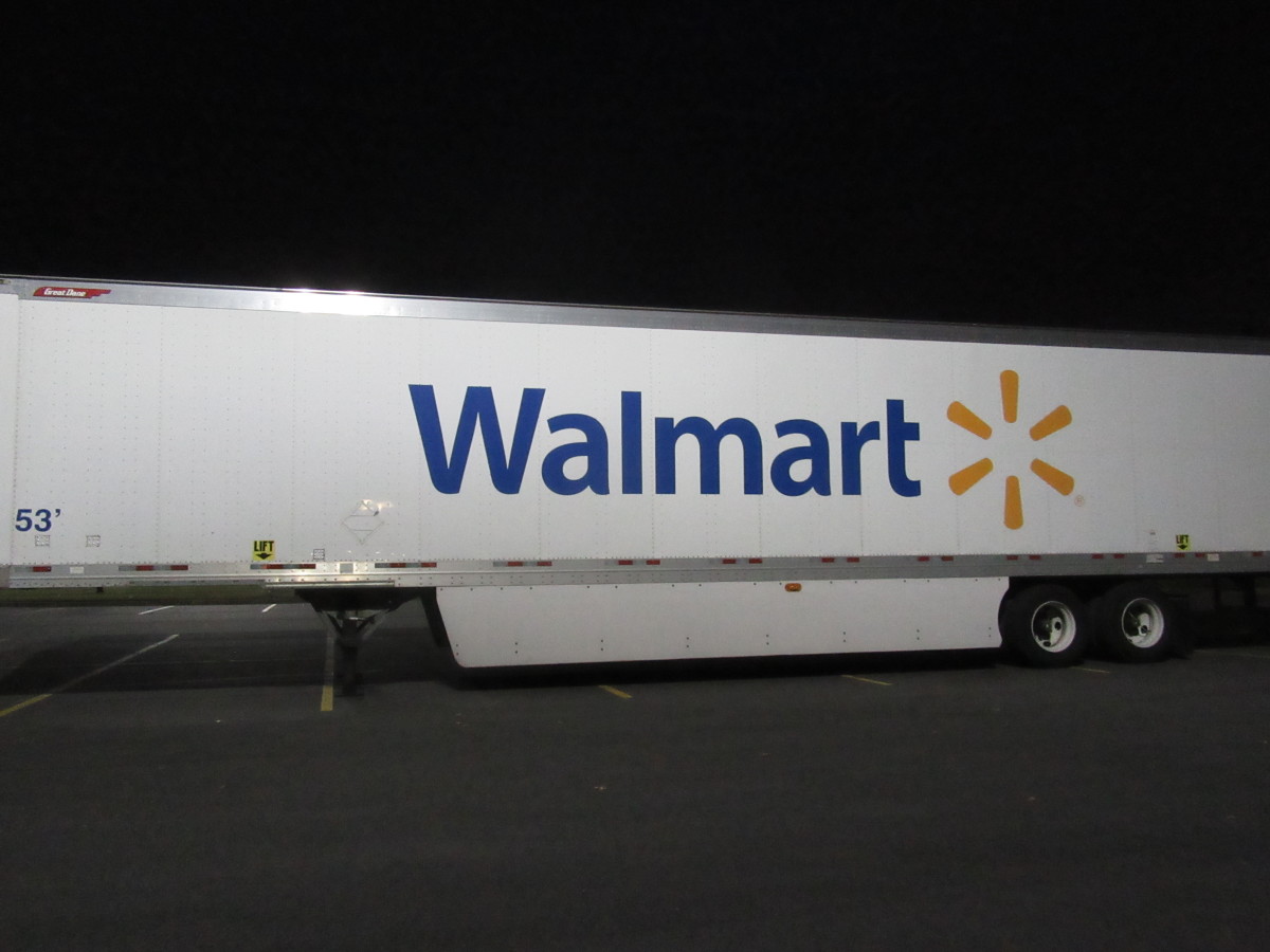 7 people killed at Walmart 