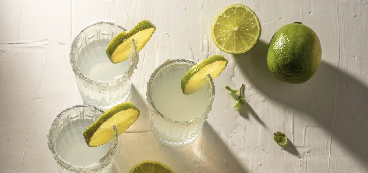 How to hold his "Dry January" in the face of the social pressure of those around him?