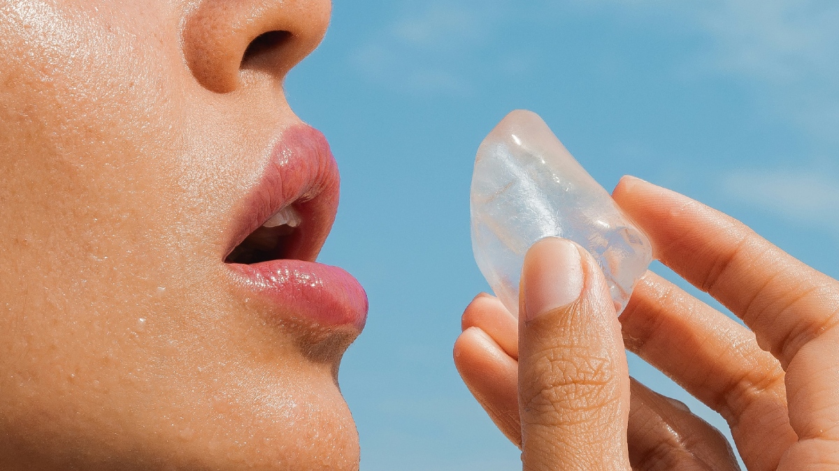 Check ice cream damages your teeth and can reveal underlying health problems