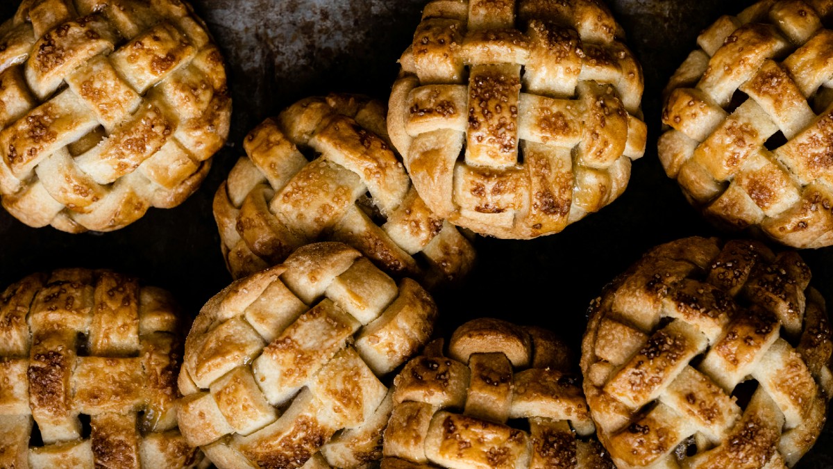 Thieves steal 2,500 pies with a star chef, he has a message to send them