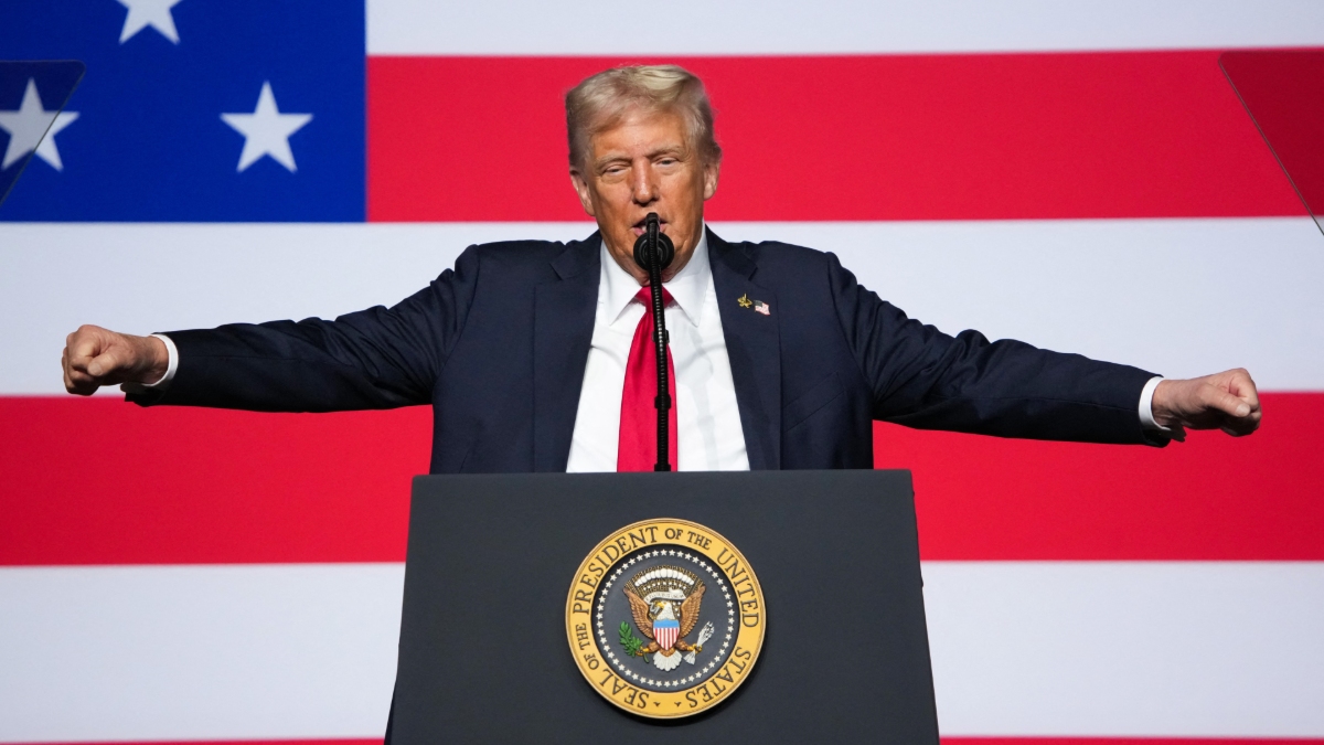 How Donald Trump muzzles federal museums and rewrites American history