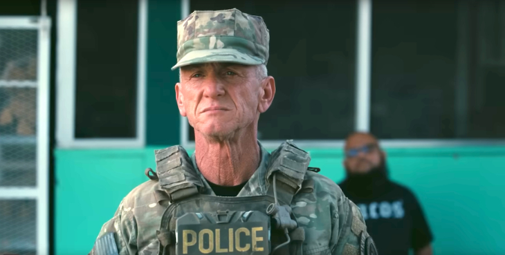 Why does the evil Colonel Lockjaw (Sean Penn) want to find the woman who may be his daughter? | Warner Bros. France