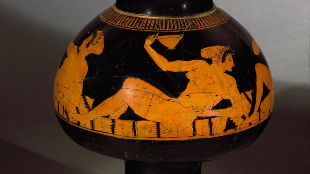 Drunk, the ancient Greeks brightened up their evenings with a funny game of skill