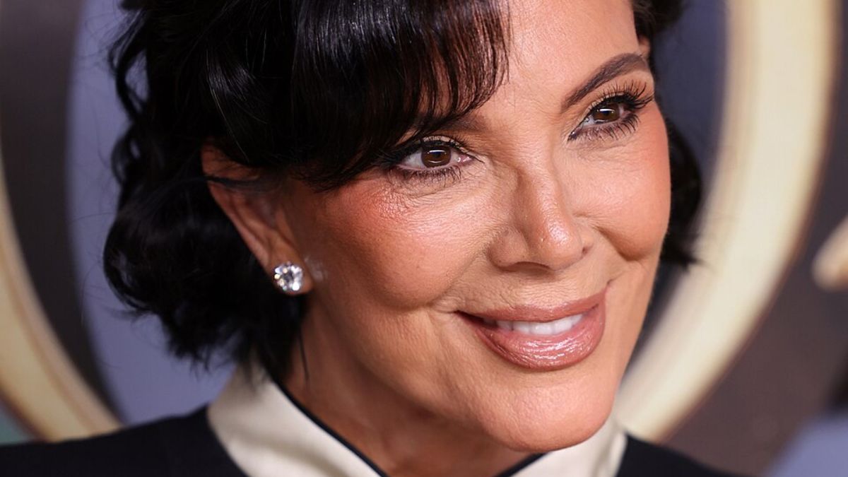 A new facelift method is all the rage among celebrities and attracts an ever-younger clientele