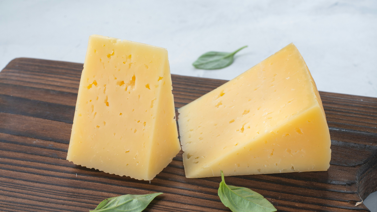 Eating cheese would reduce the risk of dementia, you know what to do