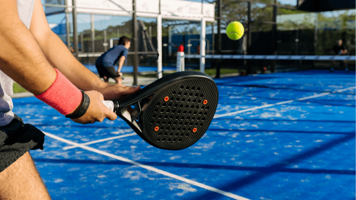 The fashion for padel is making people sick (because of the noise)
