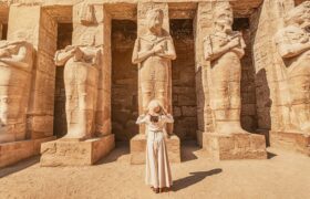 Tourists were as stupid 2,000 years ago as they are today