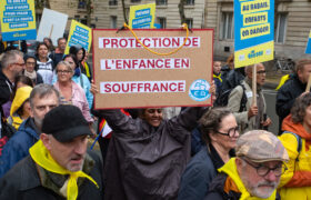 Social assistance for children: children in psychological distress facing a saturated health system