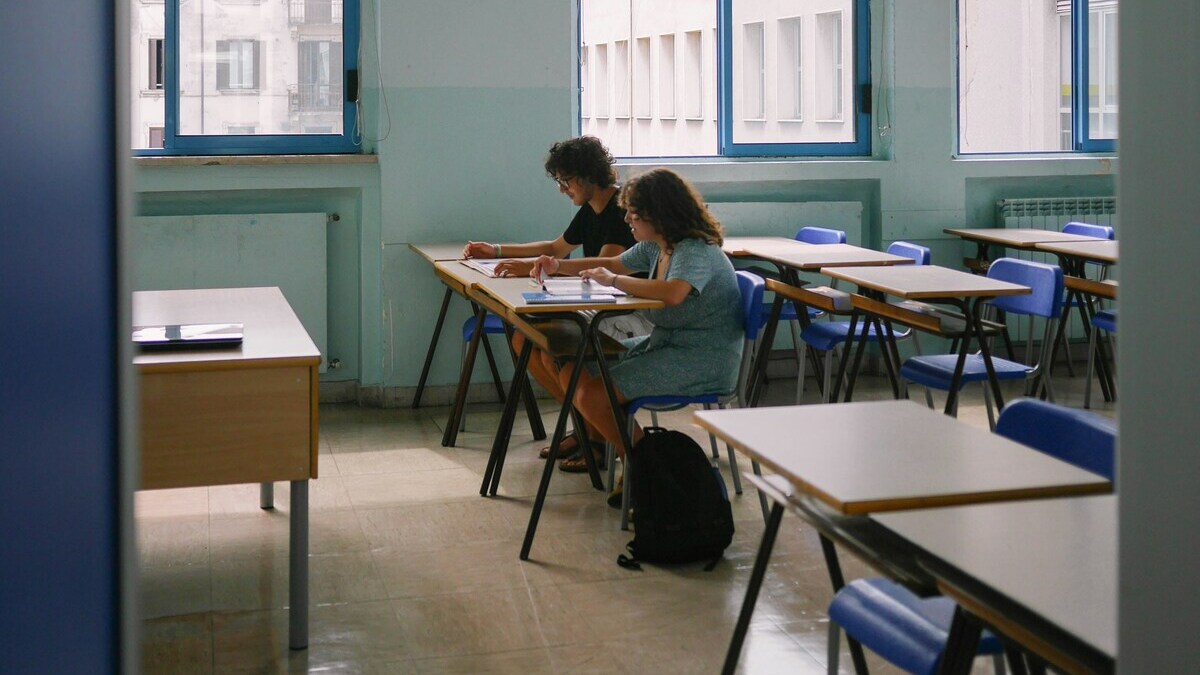 In France, students progress and succeed better in the private sector than in the public sector, here is why