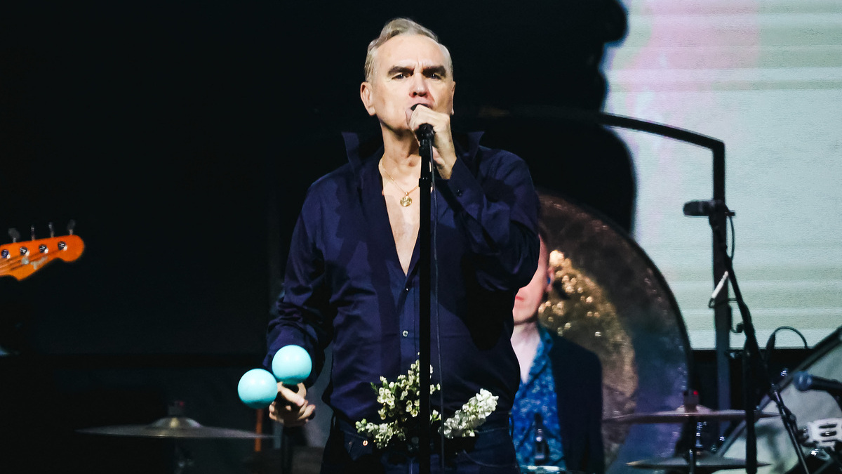 It doesn't matter that Morrissey has become an old fascist, his latest album has everything to please me