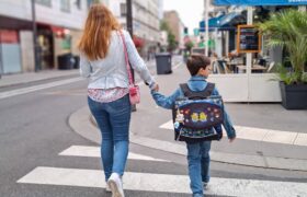 Why educating boys with feminist values ​​has become (even) more complicated