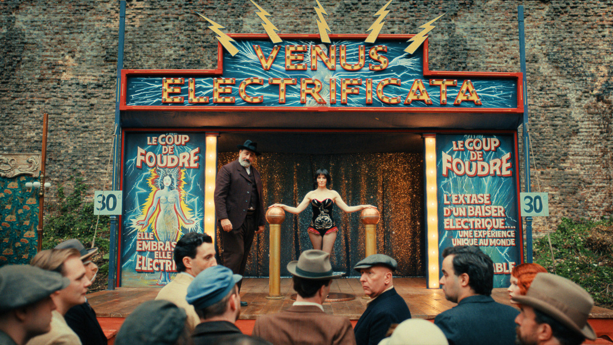 Cannes 2026, day 1: opening and “The Electric Venus”, moderate voltage
