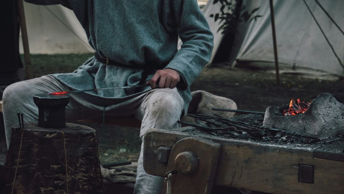 Did the Iron Age originate from a pellet from Bronze Age blacksmiths?