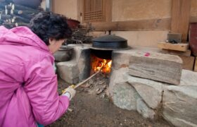 Faced with the winter cold, traditional Asian techniques allow you to heat in a simple and efficient way