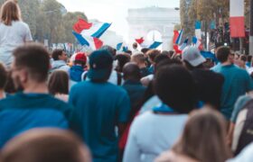 Should INSEE projections concerning the French population in 2070 worry us?