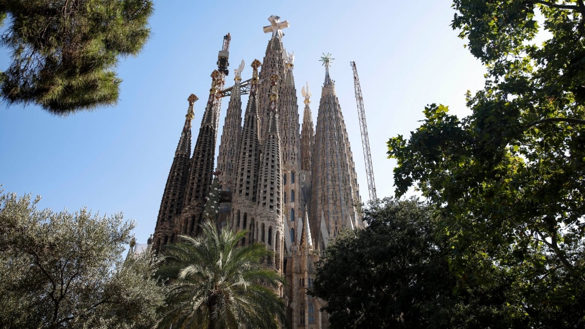 How mathematics makes the Sagrada Família basilica incredibly unique