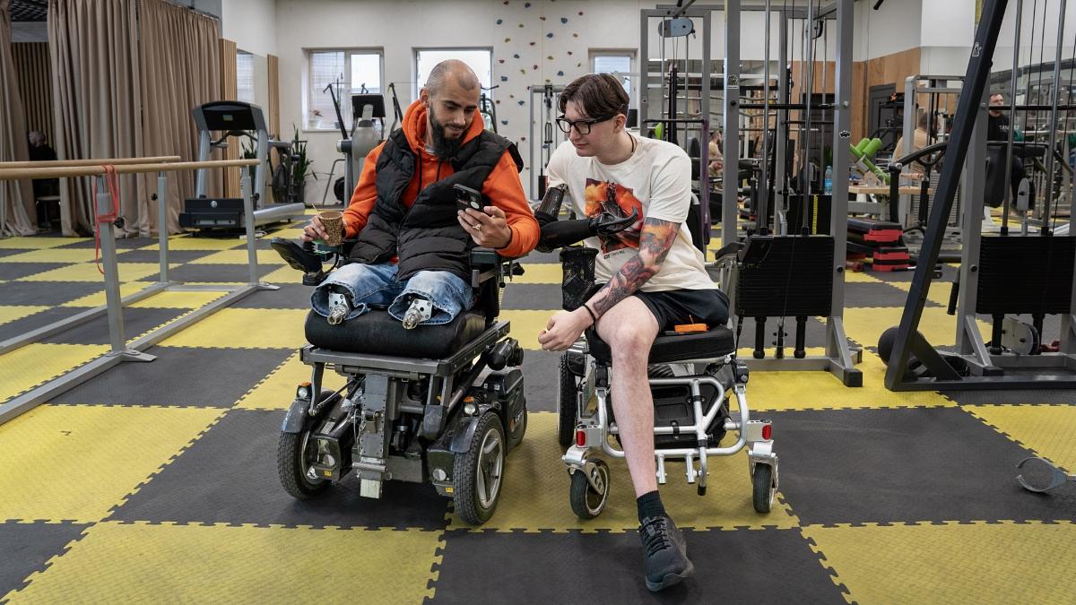 In Ukraine, amputee soldiers learn to live again thanks to bionic prostheses