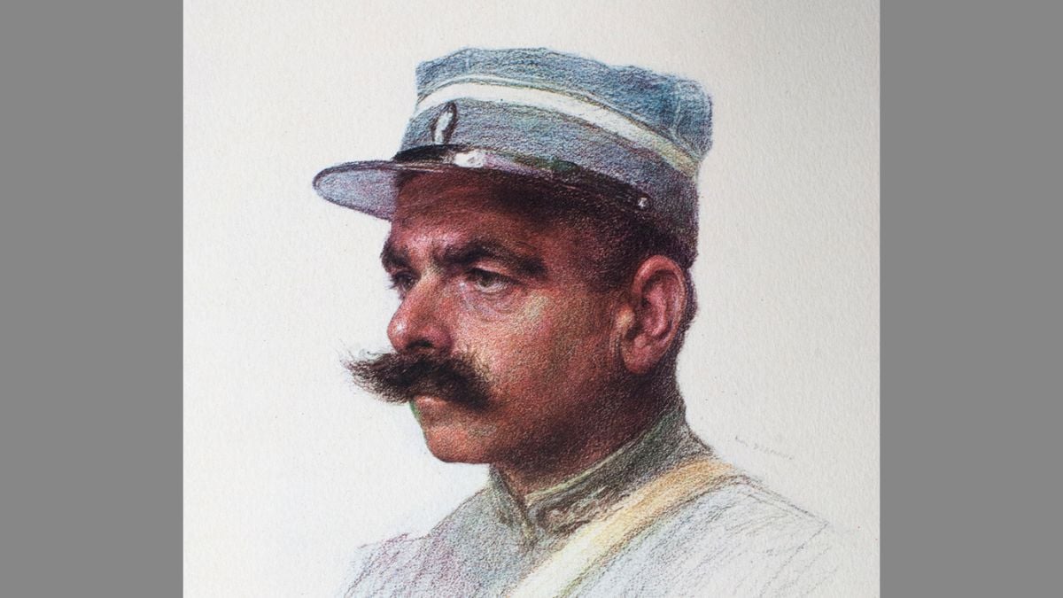 Why were gendarmes required to wear mustaches until 1933?