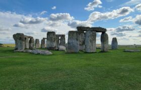 New discovery revives mystery of Stonehenge’s creation