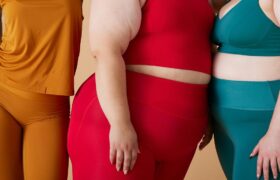 On social networks, the pressure on the body has not disappeared, it has changed shape
