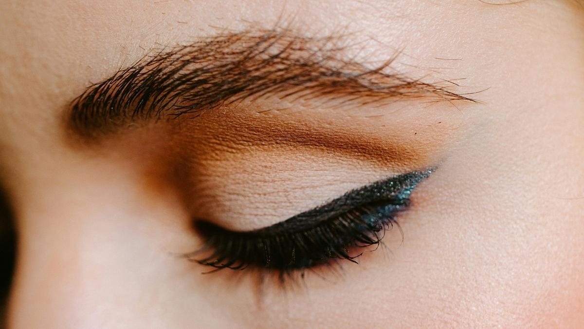 Why this eyeliner automatically makes you an (old) millennial